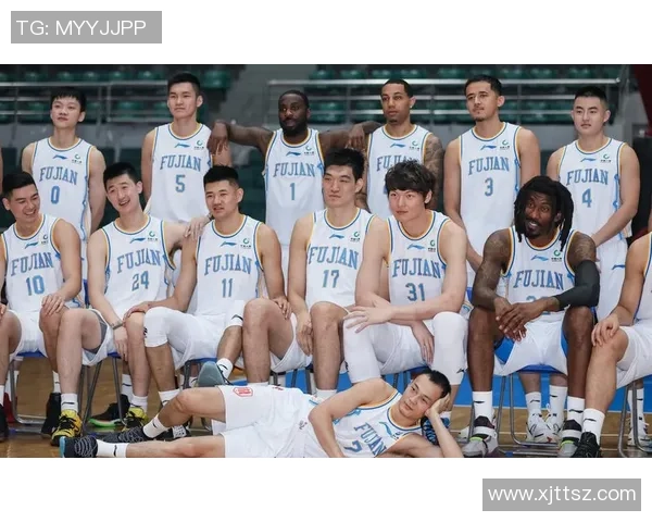 重庆篮球队配合风格深度解析与对比分析 重庆篮球队配合风格深度解析与对比分析